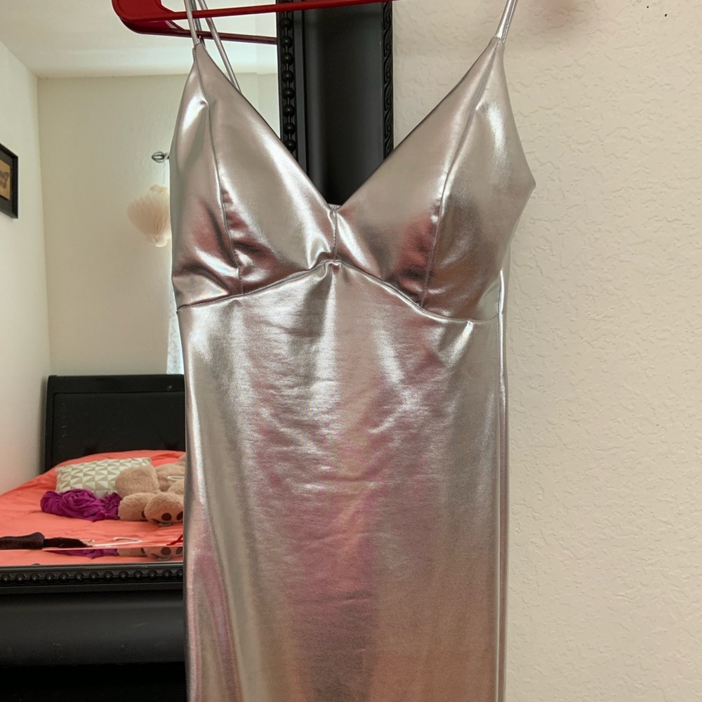 Holographic dress